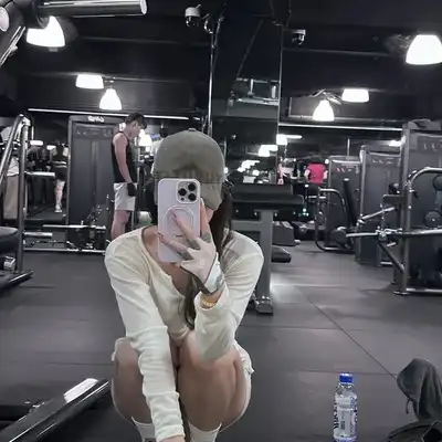 梁华